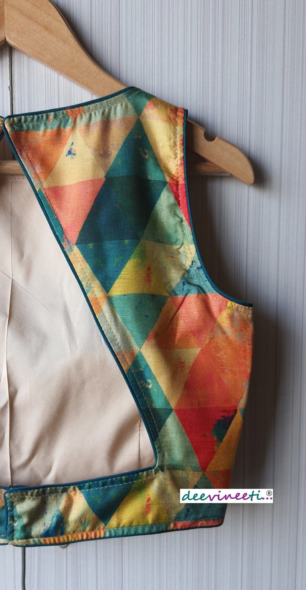 Multicolor Printed Khadi Silk Small Round Neck Blouse Sleeveless Open Back DVBL_075