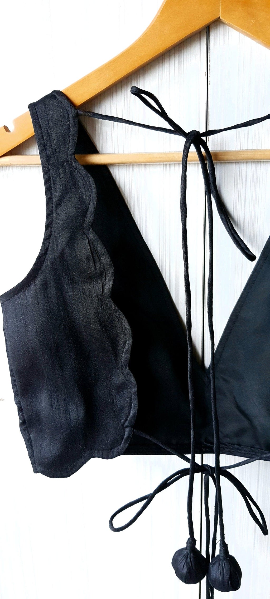 Raw Silk Deep V Neck Solid Blouse with Scallop Back DVBL_063