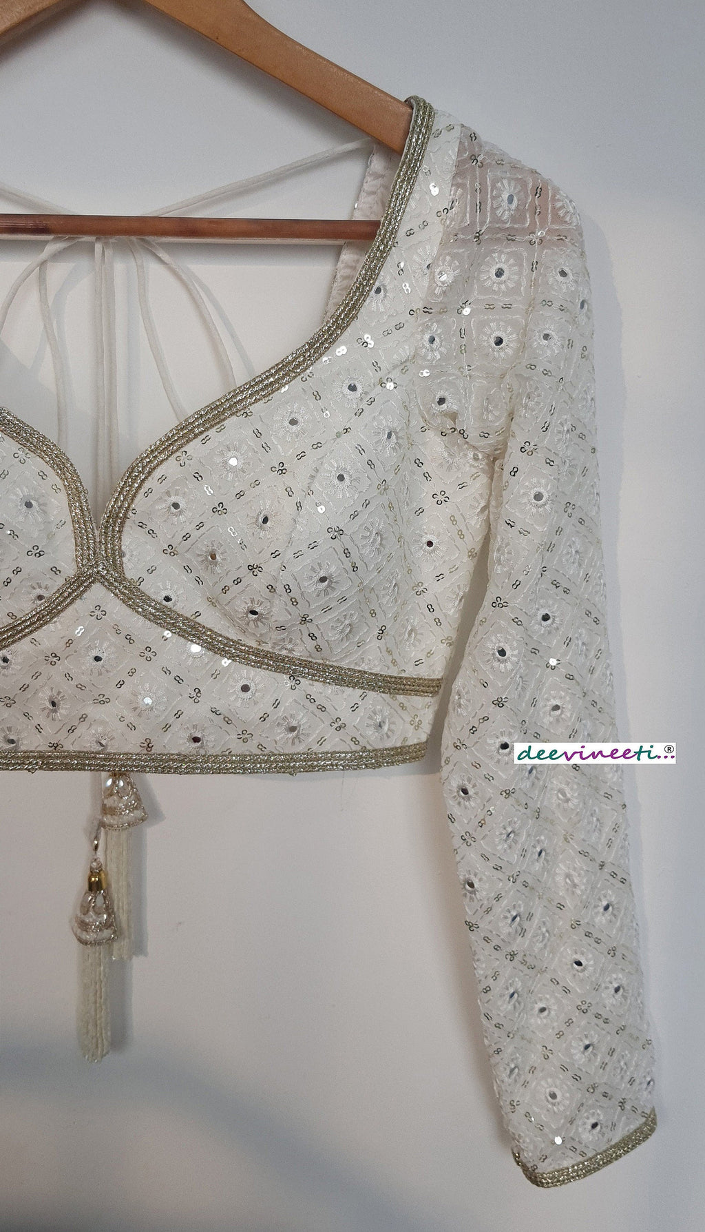 Off-White Chikankari Sweetheart Neck Long Sleeves Blouse DVBL_307