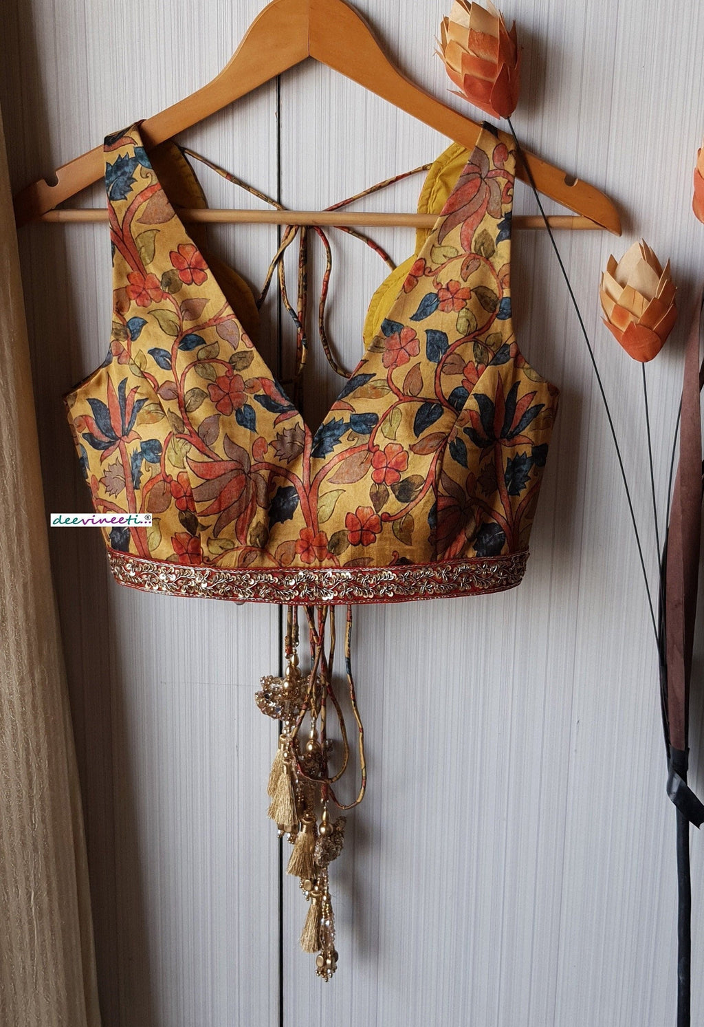Medallion Yellow Printed Scallop Neck Blouse DVBL_241