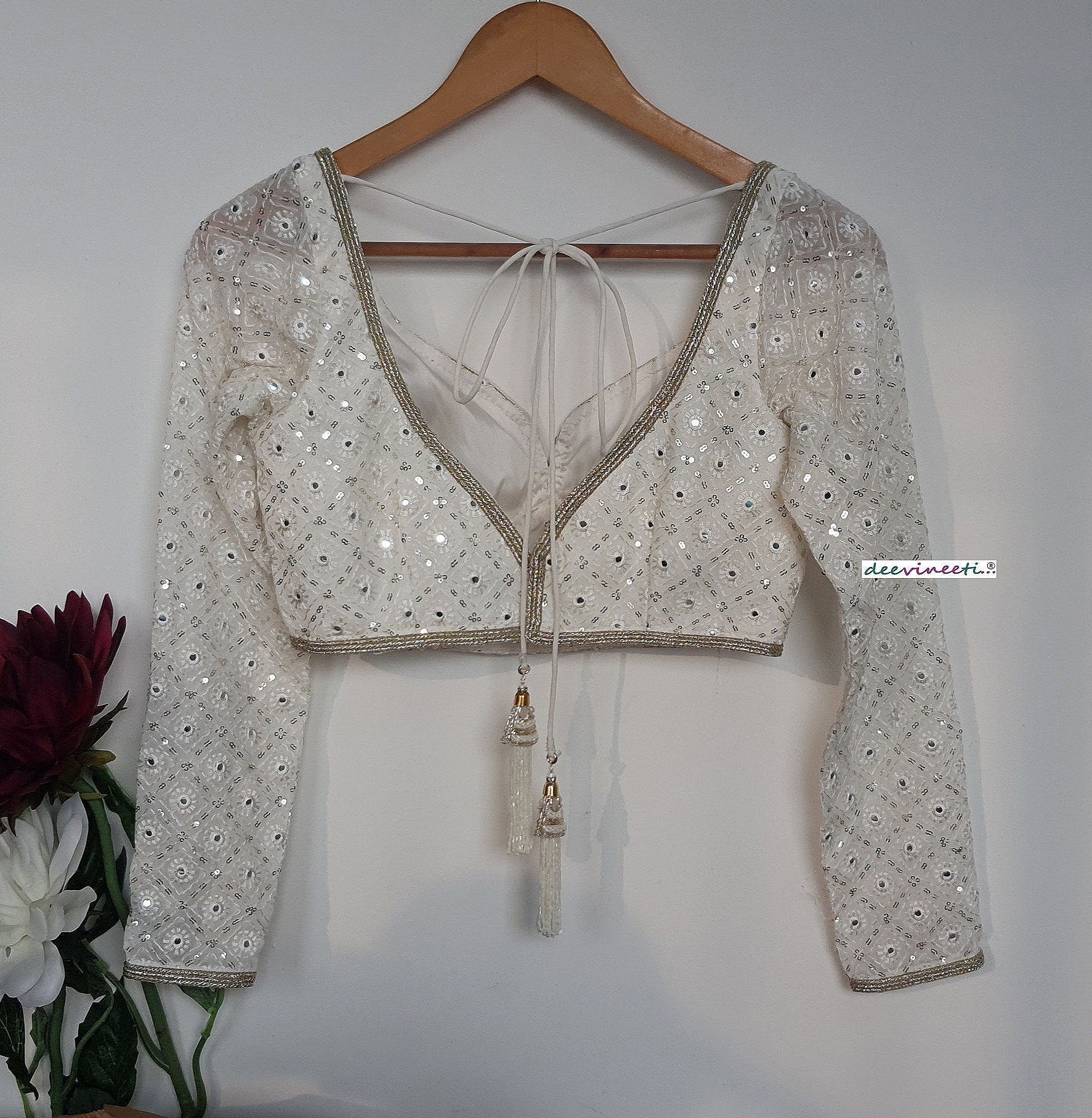 Off-White Chikankari Sweetheart Neck Long Sleeves Blouse DVBL_307