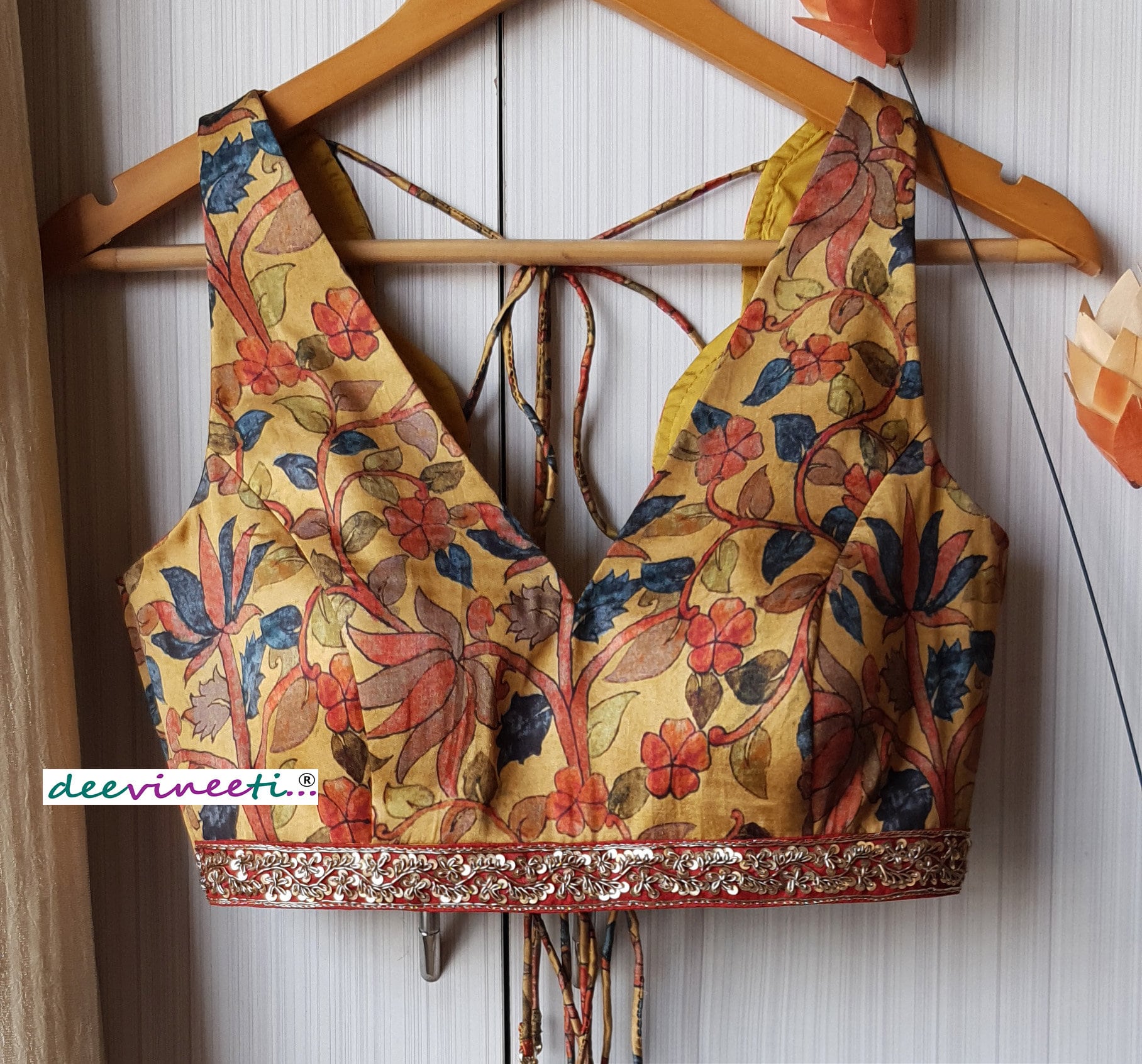 Medallion Yellow Printed Scallop Neck Blouse DVBL_241