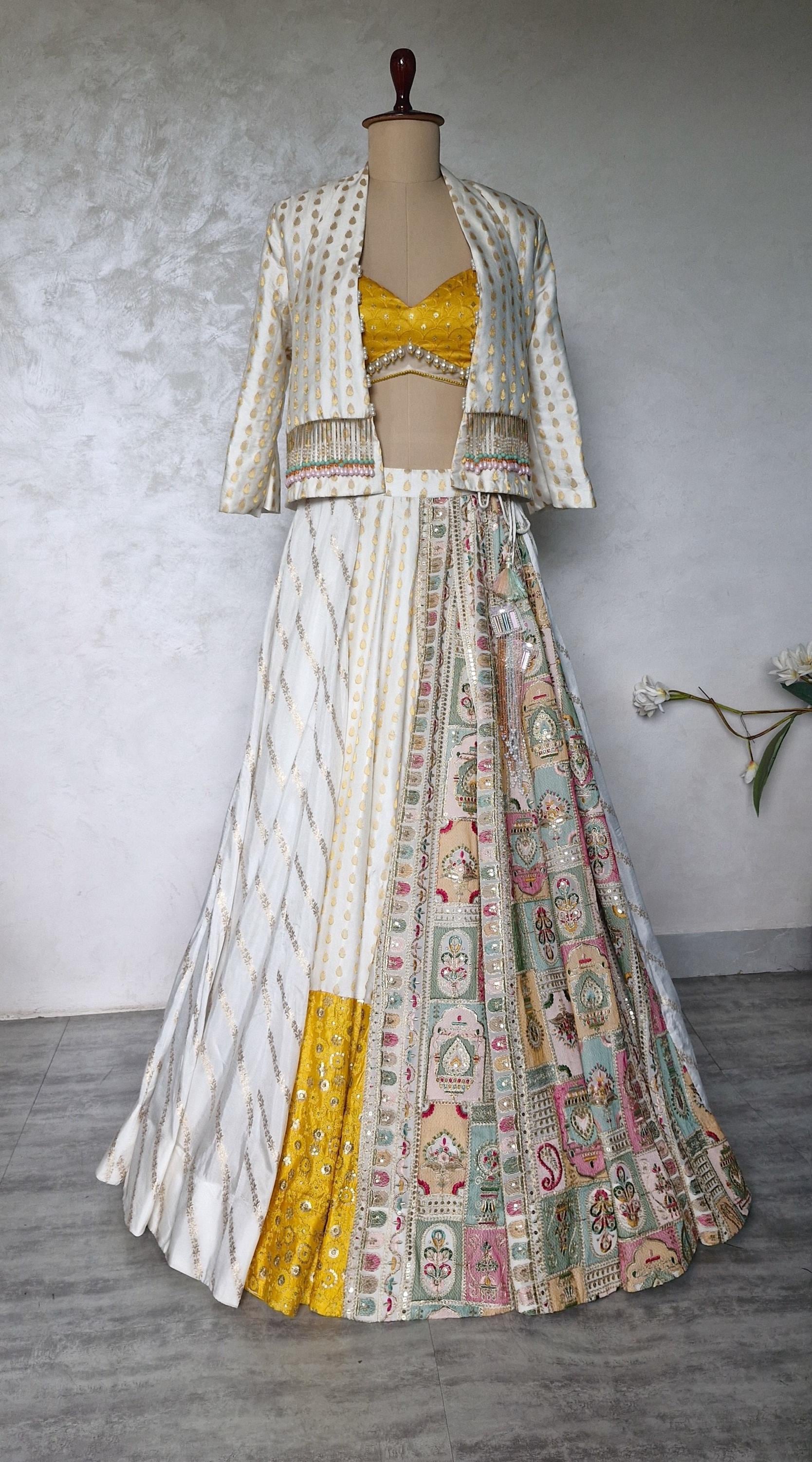White Brocade Silk Lehenga Choli DVMTD_0302