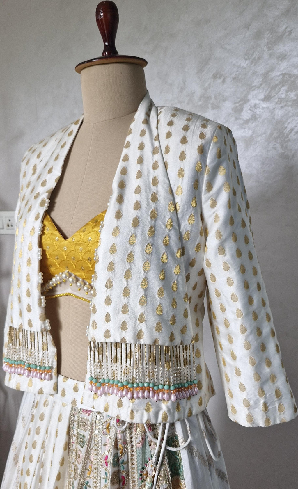 White Brocade Silk Lehenga Choli DVMTD_0302