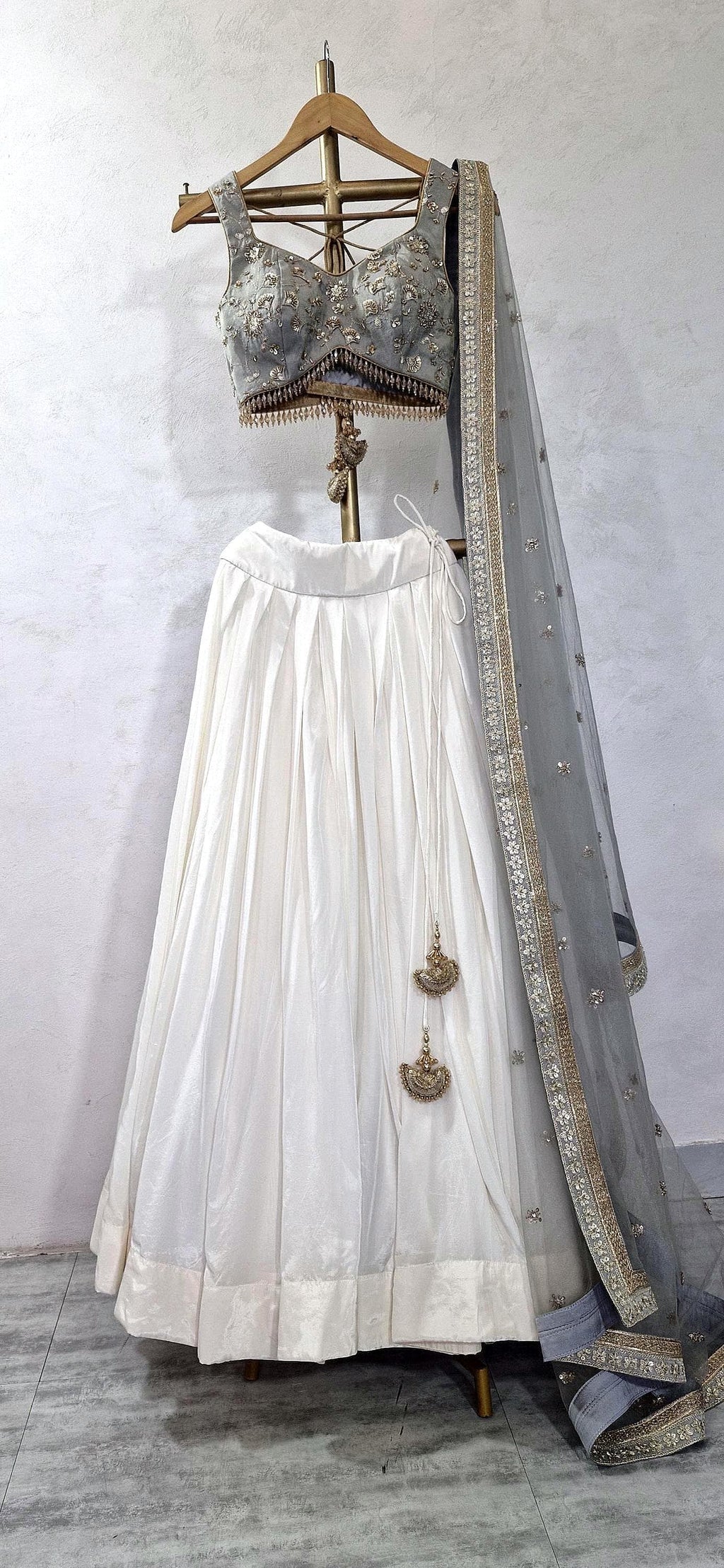 Grey and Ivory Lehenga Choli DVMTD_0303